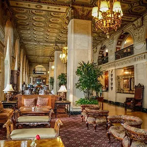 The Brown 5*, Louisville USA